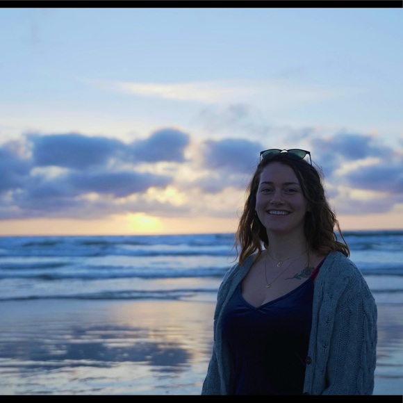 Meet your Posher, Audrey - Picture 1 of 1